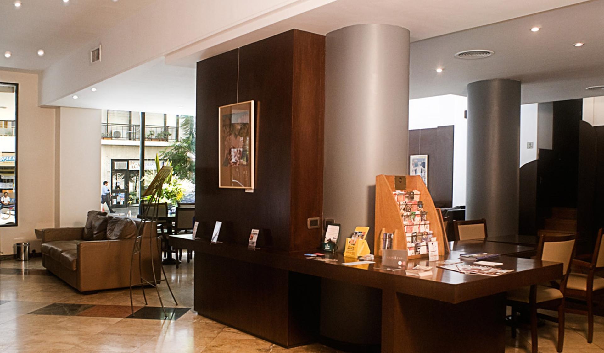 Urquiza Apart Hotel & Suites ロサリオ エクステリア 写真