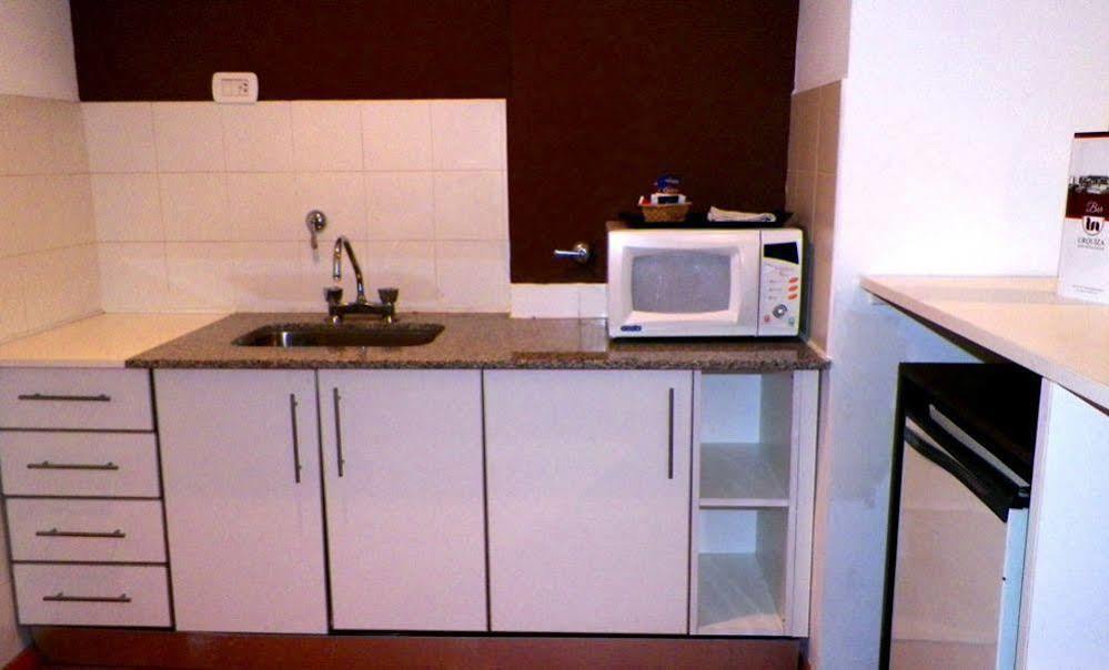 Urquiza Apart Hotel & Suites ロサリオ エクステリア 写真