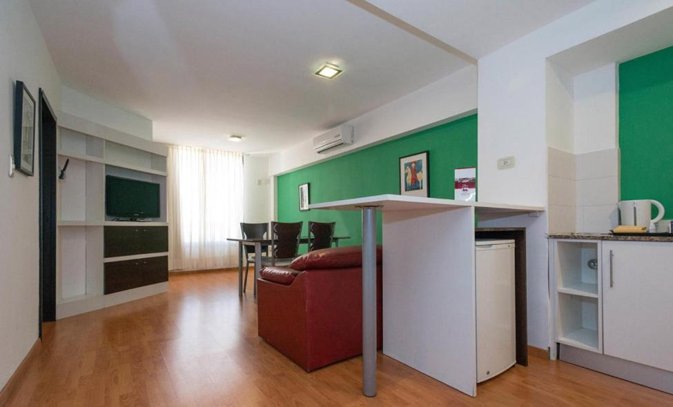Urquiza Apart Hotel & Suites ロサリオ エクステリア 写真